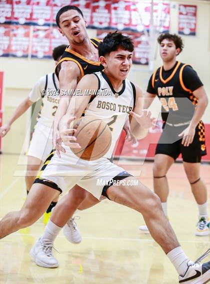 Thumbnail 2 in Bosco Tech vs Poly (Take Flight Challenge) photogallery.