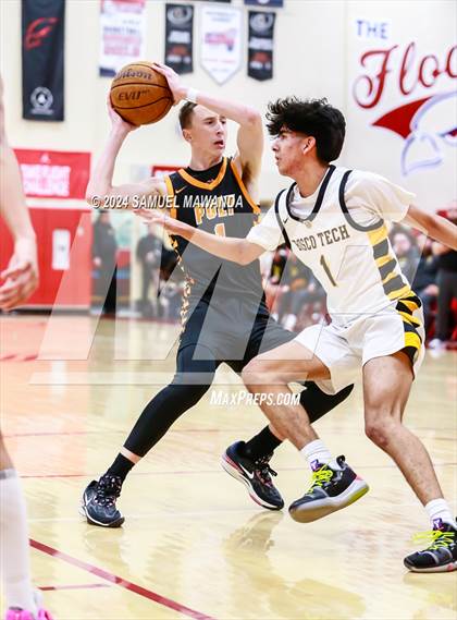 Thumbnail 2 in Bosco Tech vs Poly (Take Flight Challenge) photogallery.