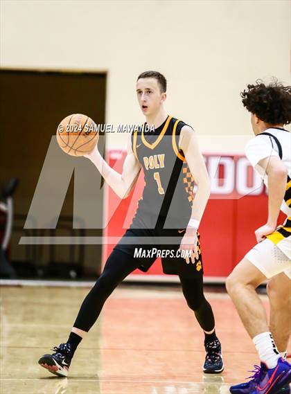 Thumbnail 1 in Bosco Tech vs Poly (Take Flight Challenge) photogallery.