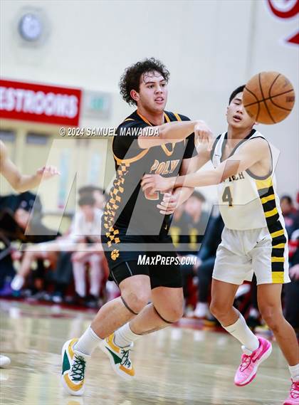 Thumbnail 1 in Bosco Tech vs Poly (Take Flight Challenge) photogallery.