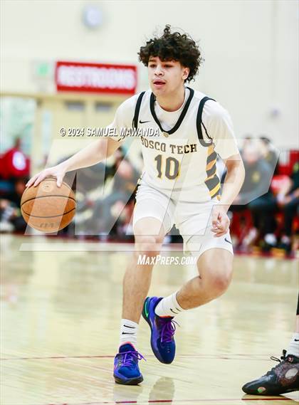 Thumbnail 1 in Bosco Tech vs Poly (Take Flight Challenge) photogallery.