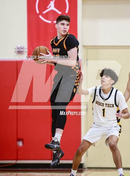 Thumbnail 3 in Bosco Tech vs Poly (Take Flight Challenge) photogallery.