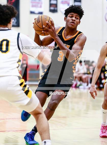 Thumbnail 3 in Bosco Tech vs Poly (Take Flight Challenge) photogallery.