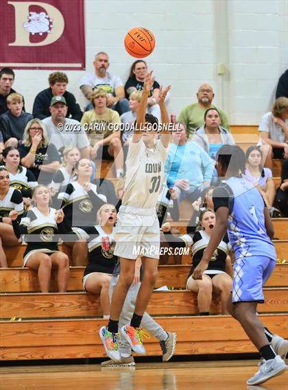 Thumbnail 3 in South Lenoir @ Croatan photogallery.