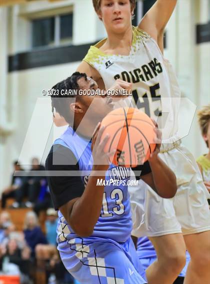 Thumbnail 1 in South Lenoir @ Croatan photogallery.