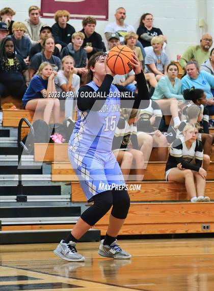 Thumbnail 2 in South Lenoir @ Croatan photogallery.