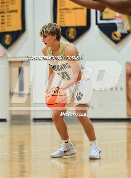Thumbnail 2 in South Lenoir @ Croatan photogallery.