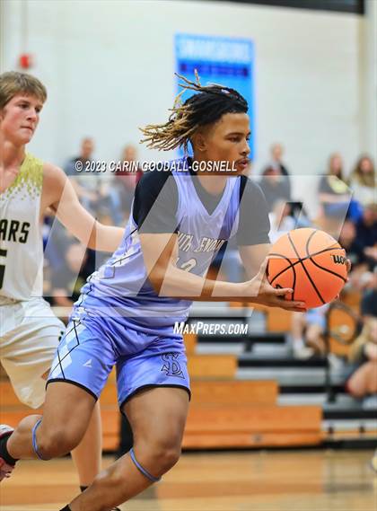 Thumbnail 1 in South Lenoir @ Croatan photogallery.