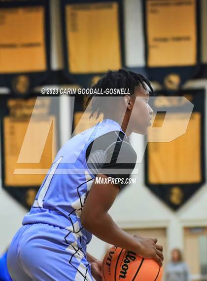 Thumbnail 1 in South Lenoir @ Croatan photogallery.