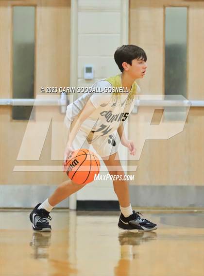 Thumbnail 2 in South Lenoir @ Croatan photogallery.