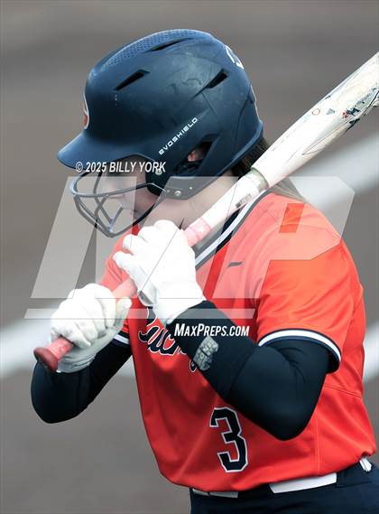 Thumbnail 3 in Farmersville vs Gilmer photogallery.