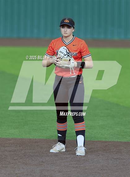 Thumbnail 3 in Farmersville vs Gilmer photogallery.