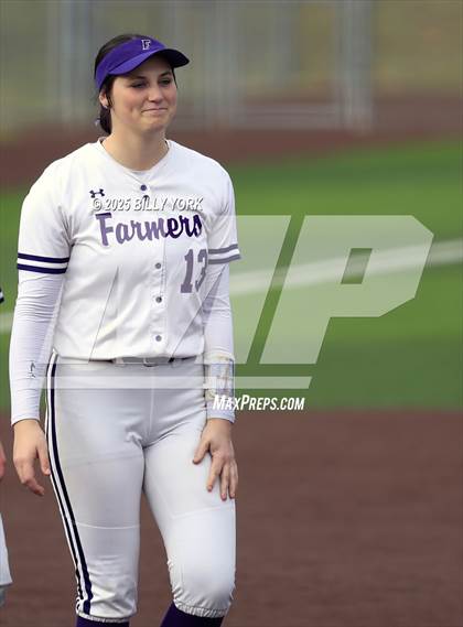Thumbnail 3 in Farmersville vs Gilmer photogallery.