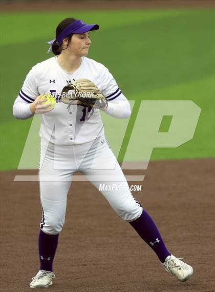 Thumbnail 1 in Farmersville vs Gilmer photogallery.