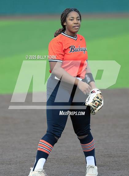Thumbnail 1 in Farmersville vs Gilmer photogallery.