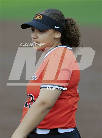 Thumbnail 1 in Farmersville vs Gilmer photogallery.