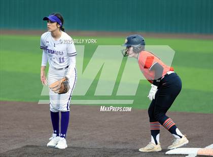 Thumbnail 3 in Farmersville vs Gilmer photogallery.