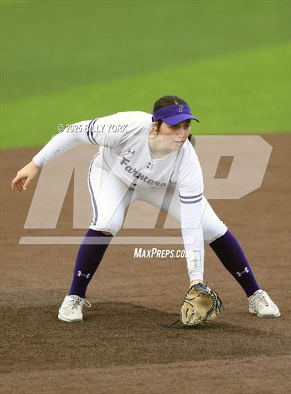 Thumbnail 1 in Farmersville vs Gilmer photogallery.