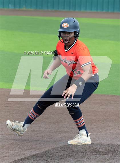 Thumbnail 2 in Farmersville vs Gilmer photogallery.