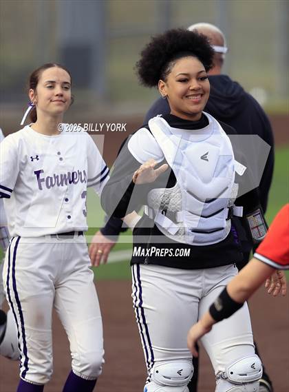 Thumbnail 1 in Farmersville vs Gilmer photogallery.