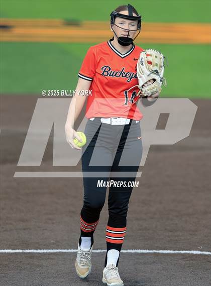 Thumbnail 1 in Farmersville vs Gilmer photogallery.