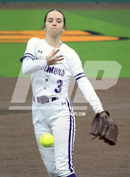 Thumbnail 3 in Farmersville vs Gilmer photogallery.