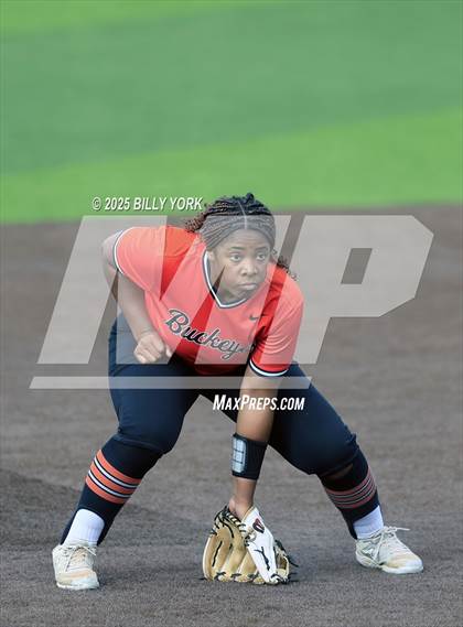 Thumbnail 1 in Farmersville vs Gilmer photogallery.