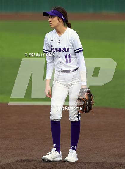Thumbnail 3 in Farmersville vs Gilmer photogallery.