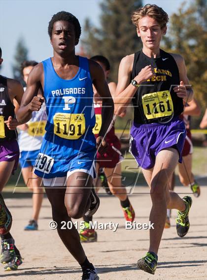 Thumbnail 1 in CIF State Cross Country Championships (D1 Boys Race) photogallery.