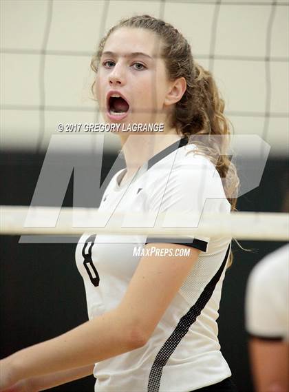 Thumbnail 3 in Lake Highlands vs Vandegrift photogallery.
