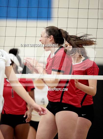 Thumbnail 1 in Lake Highlands vs Vandegrift photogallery.