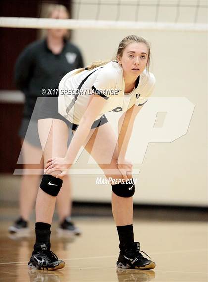 Thumbnail 3 in Lake Highlands vs Vandegrift photogallery.