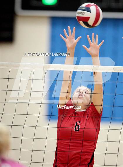 Thumbnail 3 in Lake Highlands vs Vandegrift photogallery.