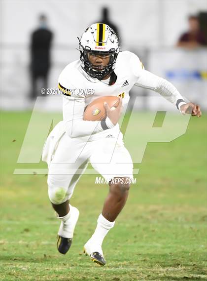 Thumbnail 2 in Chandler vs. Saguaro (AIA Open Final)   photogallery.