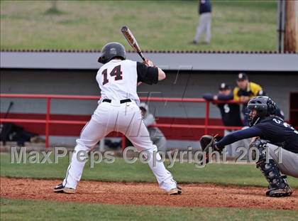 Thumbnail 1 in Seymour vs. Maryville photogallery.