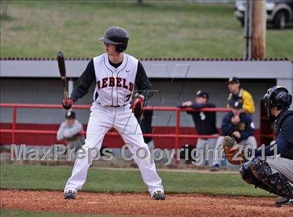 Thumbnail 2 in Seymour vs. Maryville photogallery.