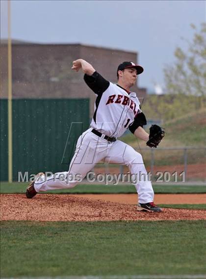Thumbnail 2 in Seymour vs. Maryville photogallery.