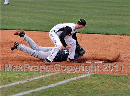 Thumbnail 2 in Seymour vs. Maryville photogallery.