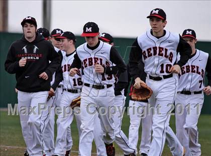 Thumbnail 2 in Seymour vs. Maryville photogallery.