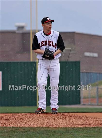 Thumbnail 3 in Seymour vs. Maryville photogallery.