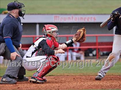 Thumbnail 3 in Seymour vs. Maryville photogallery.