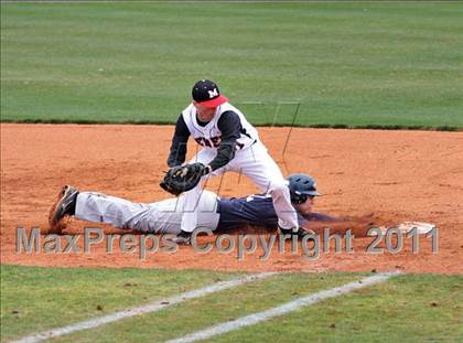 Thumbnail 2 in Seymour vs. Maryville photogallery.
