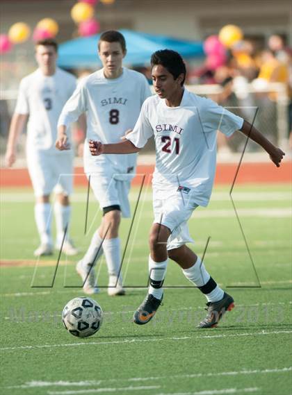 Thumbnail 3 in Royal @ Simi Valley photogallery.