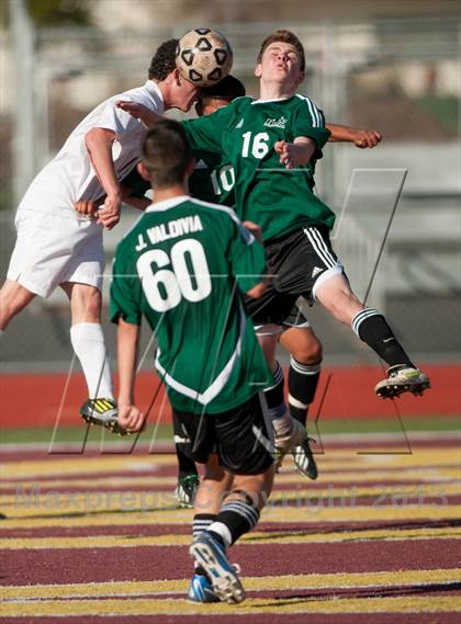 Thumbnail 2 in Royal @ Simi Valley photogallery.