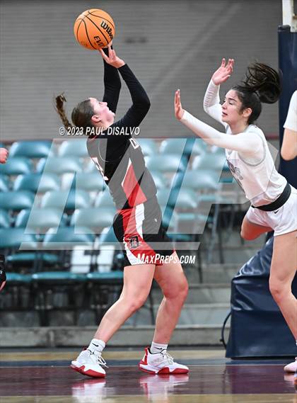 Thumbnail 2 in Roosevelt vs. Durango (CHSAA 5A Final 4) photogallery.