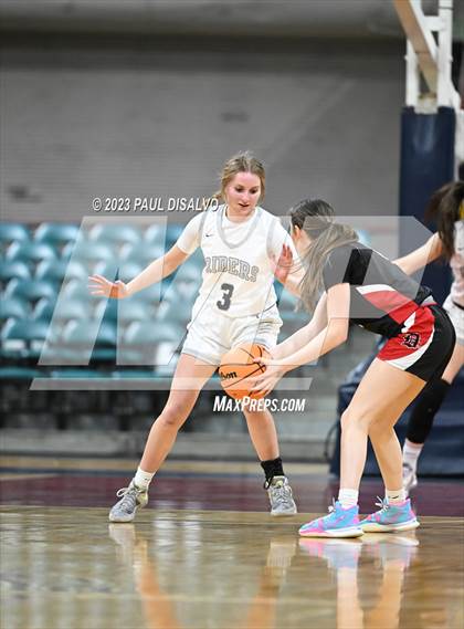 Thumbnail 3 in Roosevelt vs. Durango (CHSAA 5A Final 4) photogallery.