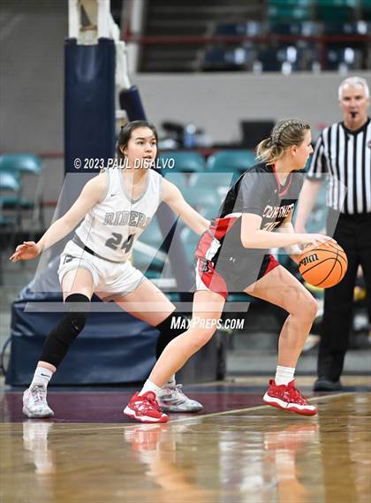 Thumbnail 3 in Roosevelt vs. Durango (CHSAA 5A Final 4) photogallery.