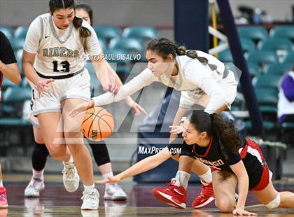 Thumbnail 1 in Roosevelt vs. Durango (CHSAA 5A Final 4) photogallery.