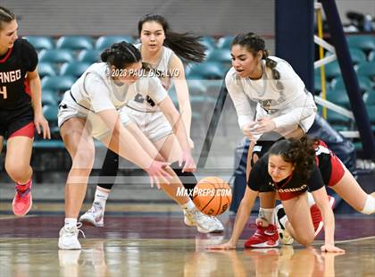 Thumbnail 3 in Roosevelt vs. Durango (CHSAA 5A Final 4) photogallery.