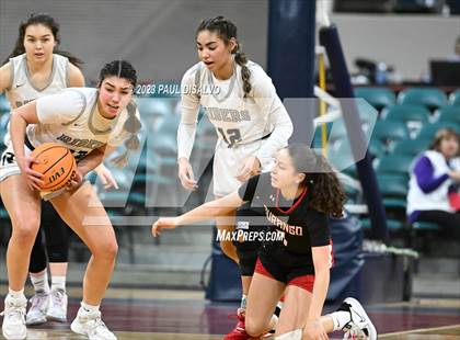 Thumbnail 1 in Roosevelt vs. Durango (CHSAA 5A Final 4) photogallery.